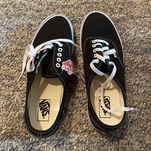 Men’s Dohney Vans - BRAND NEW with tags!